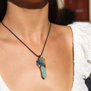Colar Quartzo verde com 7 chakras
