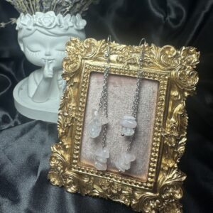 Brincos longos chips de cristais - QUARTZO ROSA